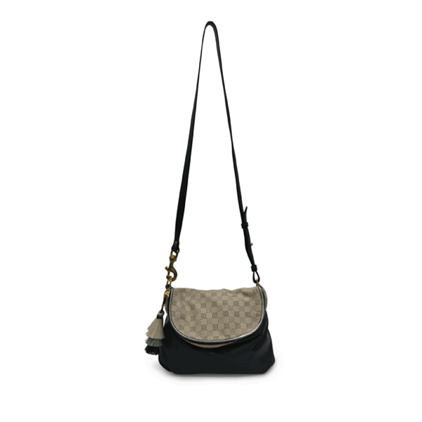 CROSSBODY BAGS - HANDS-FREE FUN